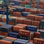 Trump anuncia nuevos aranceles de hasta 12,5 % a importaciones de decenas de países, entre ellos una quincena de América Latina