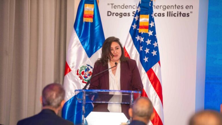 Encargada de neogocios de USA