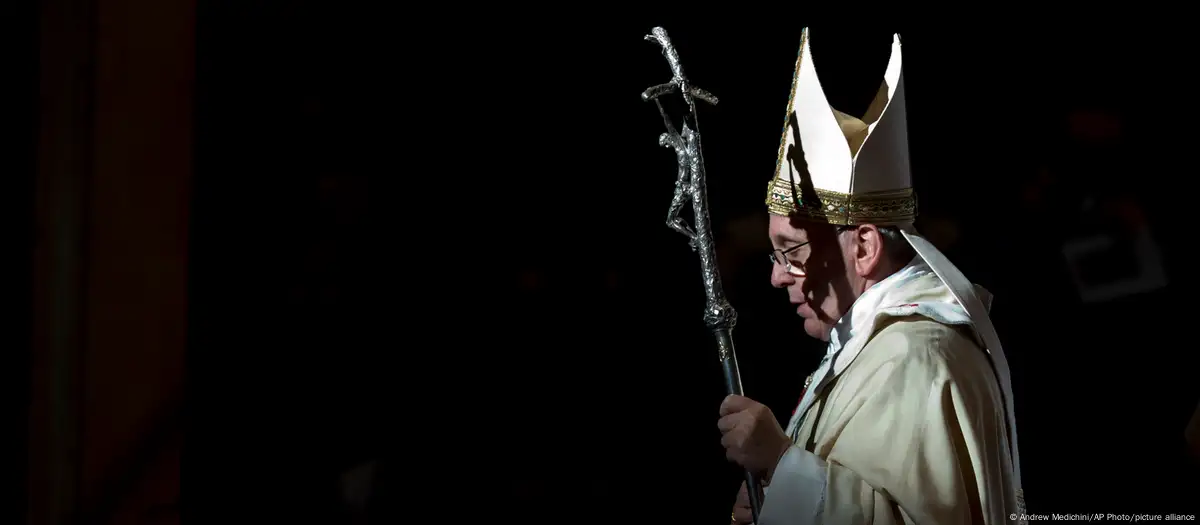 Francisco en foto de archivo