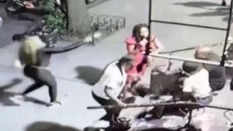 Mujer dispara a otra mujer