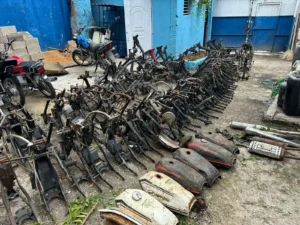 Piezas de motocicletas robadas
