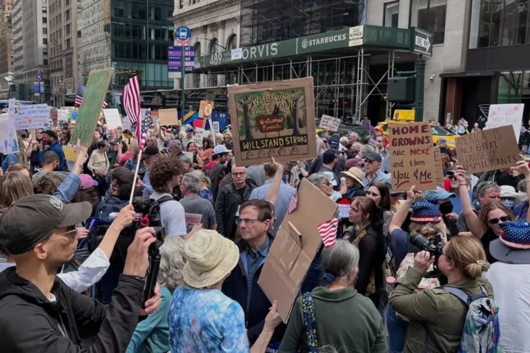 Protesta NY contra Trump