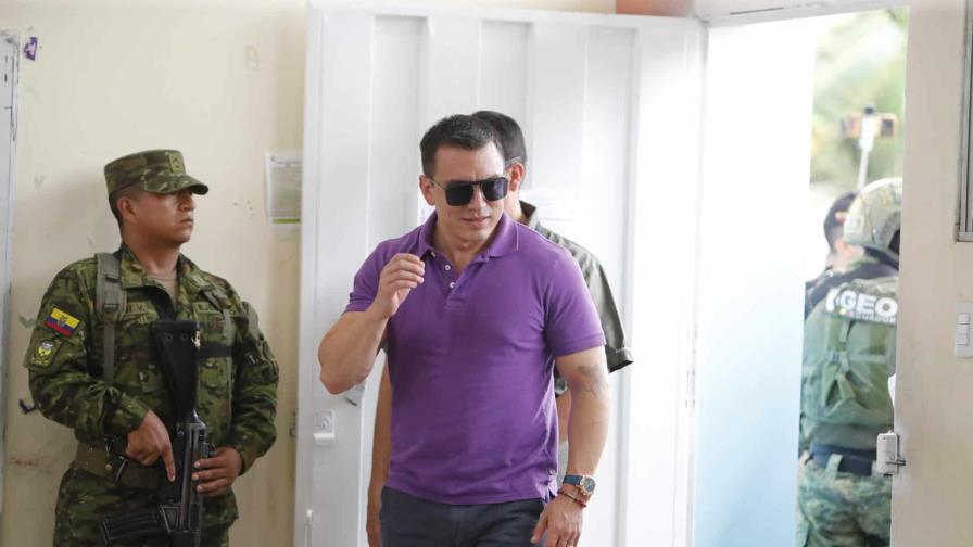 daniel-noboa-gana-20eab851-focus-0.04-0.25-896-504