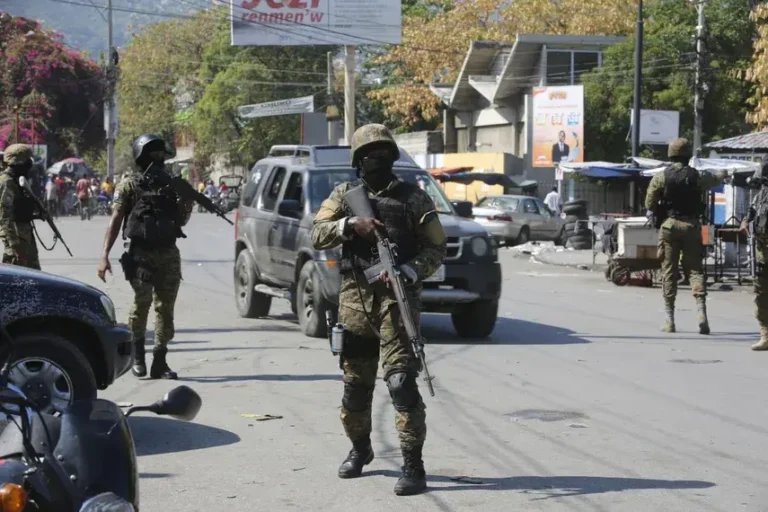 haiti-2-militaresjpg-1