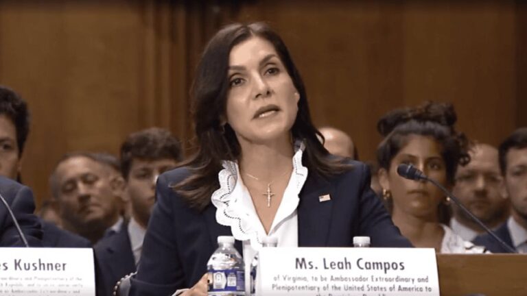 Leah Campos embajadora de USA en RD