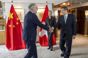 Ministro de economia de Suiza y y el vice primer ministro de China