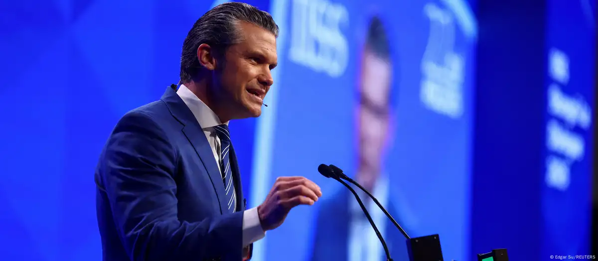 Pete Hegseth, advierte