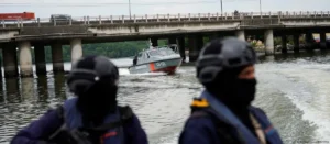 Policia de Ecuador2305