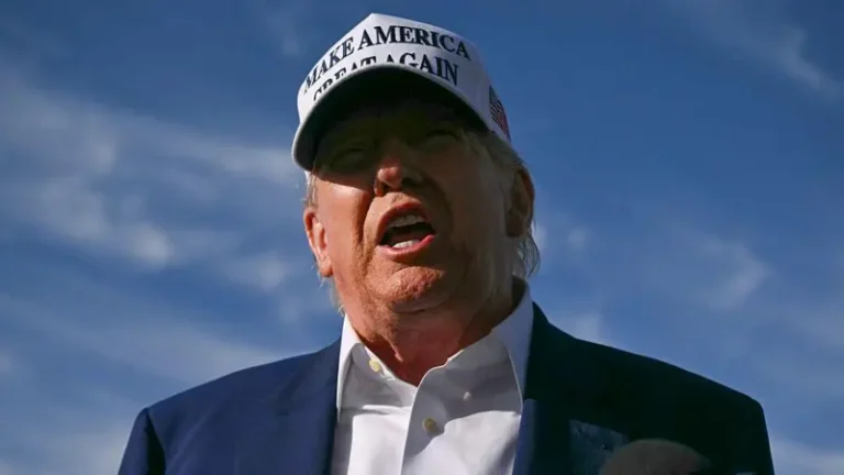 Trump llama loco a Putin