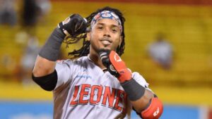 jean-segura-1-1-scaled-e1731886251291-2d962d04-focus-0.01-0.49-896-504