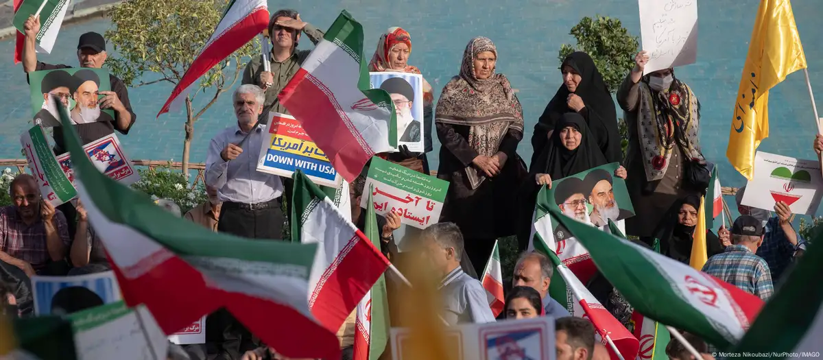 Iranies celebrando la Victoria