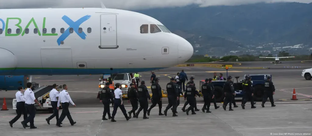 Migrantes deportados a Costa Rica
