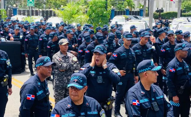 Nuevos uniformes policias RD