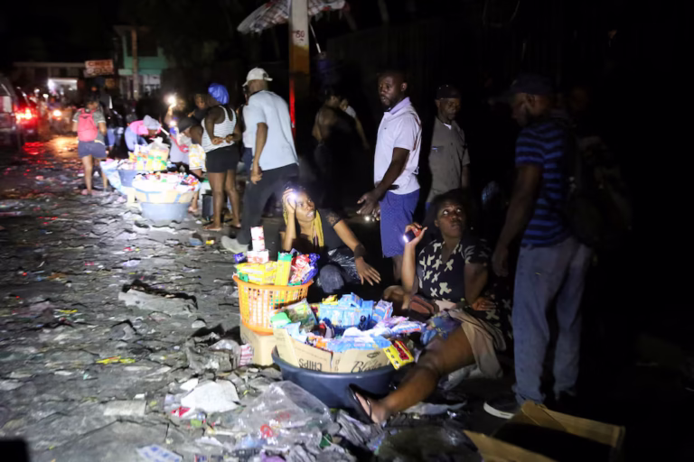 Pandillas dejan a Haiti a oscuras