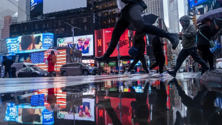 Por-que-el-16-de-enero-sera-el-dia-mas-gris-del-ano-en-Nueva-York-AP24326656873969