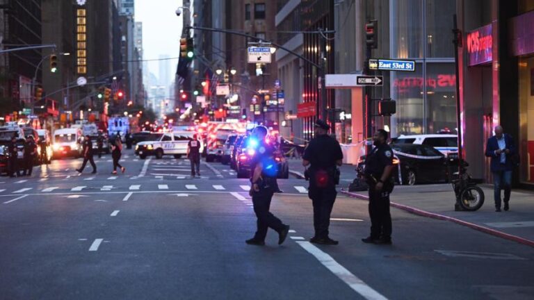 5 muertos en tiroteo NYC