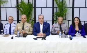 ABINADER-SEGURIDAD-CIUDADANA-30-JUNIO-650x400