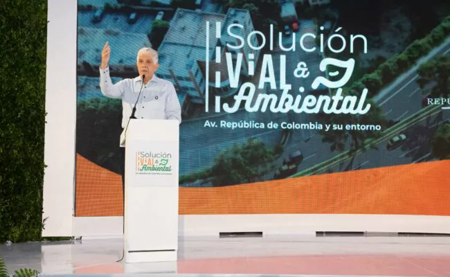 Eduardo Estrella,ministro de Obras Publicas