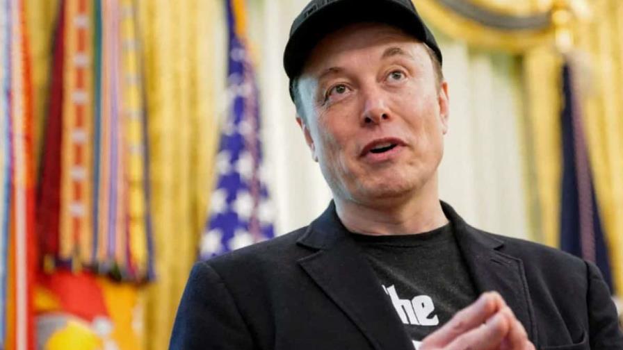 Elon Musk advierte a legisladores