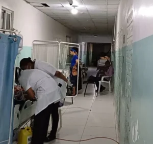 Hospitales publicos sin agua ni energia electrica
