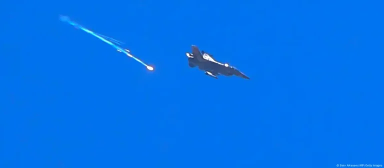 Israel realiza ataque a Siria en Damasco