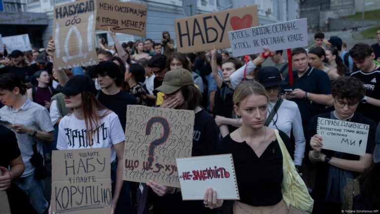 Protestas en Kiev sobre ley corrupcion