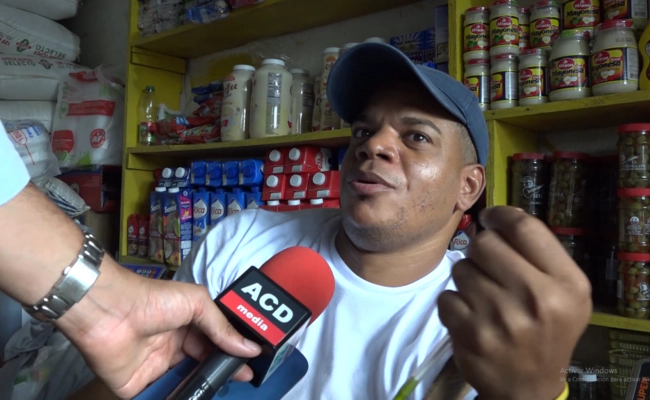 Quejas por altos precios comestibles