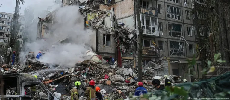 Rusia continua ataques contra Ucrania