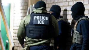 AP-Agentes-de-ICE