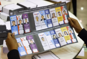 Boletas de votacion en Bolivia