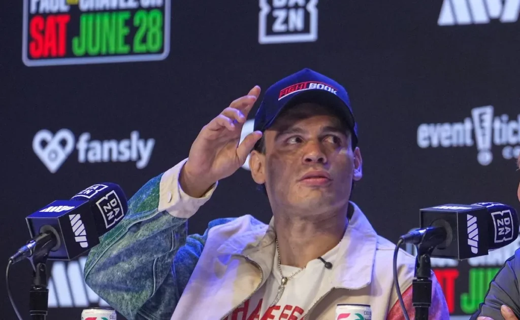 Deportan a Mexico a Julio CesAR cHAVEZ jR.