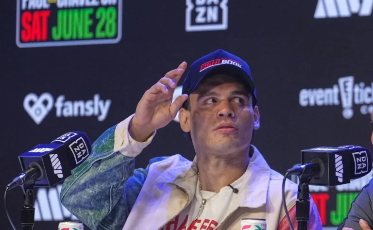 Deportan a Mexico a Julio CesAR cHAVEZ jR.