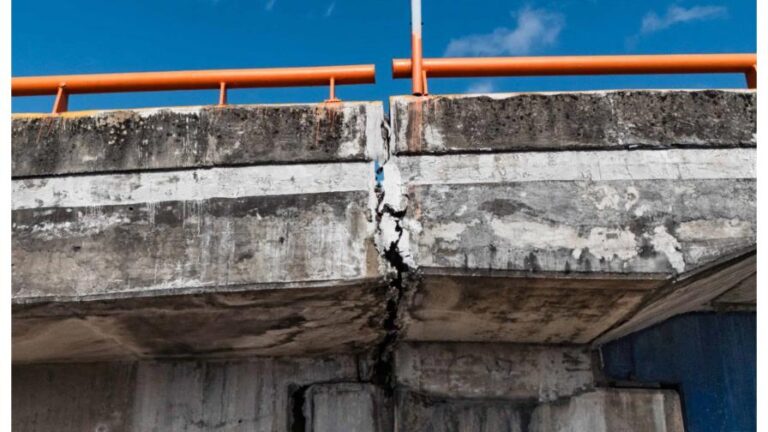 Grietas en elevado de Churchill