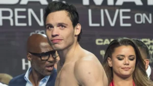 Julio Cesar Chavez Jr 003