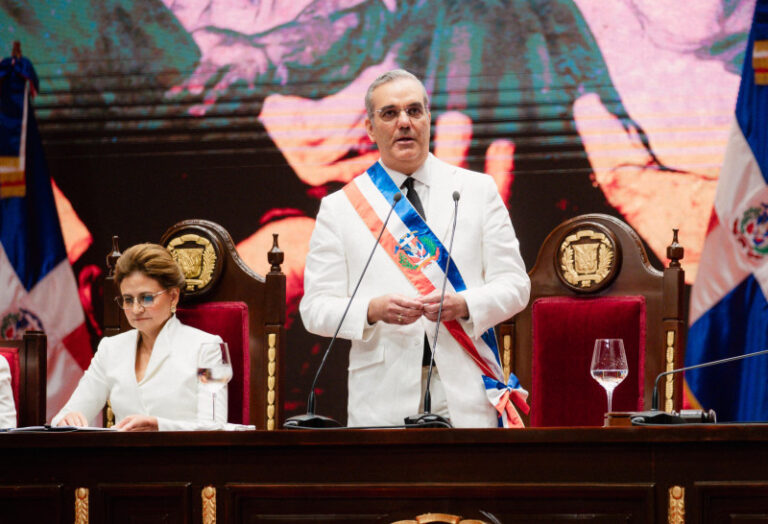 Presidente Abinader ante el congreso nacional