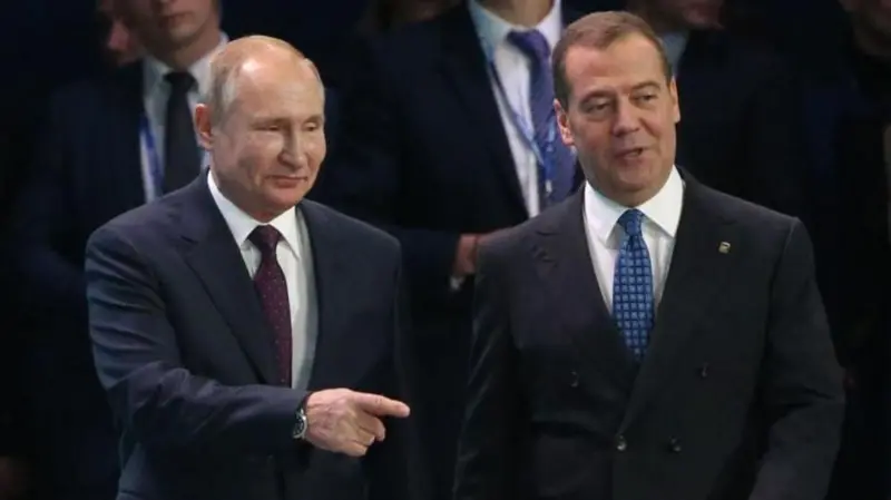 Putin y Dmitri Medvedev