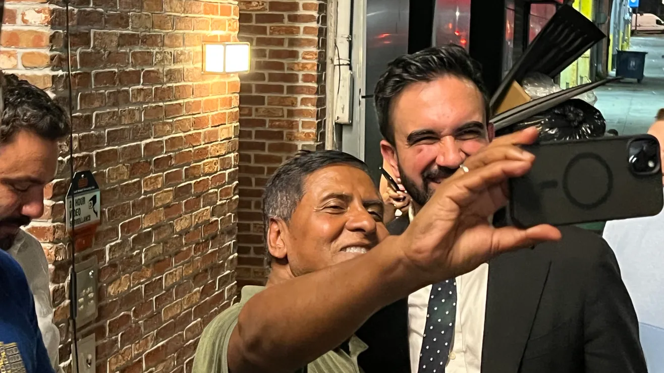 Zohran Mamdani mantiene elevado porcentaje en encuestas