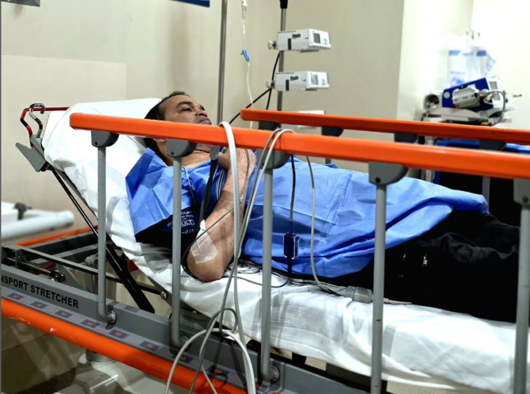 AlexBueno hospitalizado