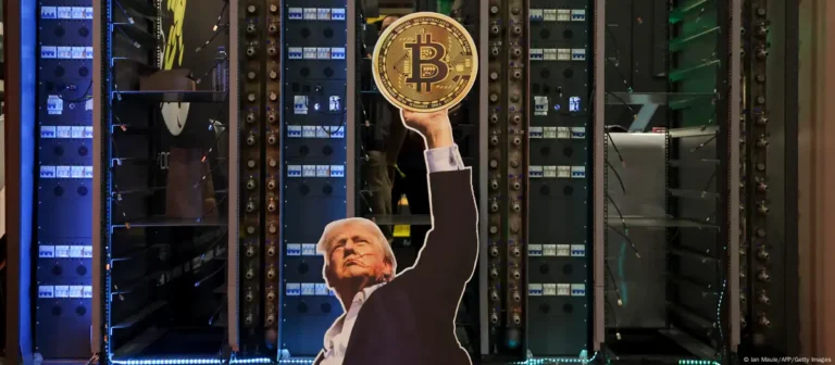 Trump rey de la criptomonedas
