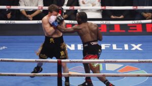 canelo-alvarez-cae-ante-terence-crawford-y-pierde-su-reinado-76556f33-focus-0-0.58-896-504