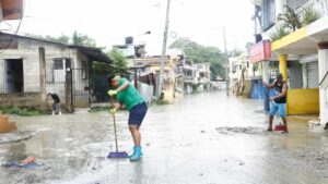 lluvias-desplazan-2555-personas-inundan-511-viviendas-en-el-pais-4ec70a04-focus-0-0-896-504