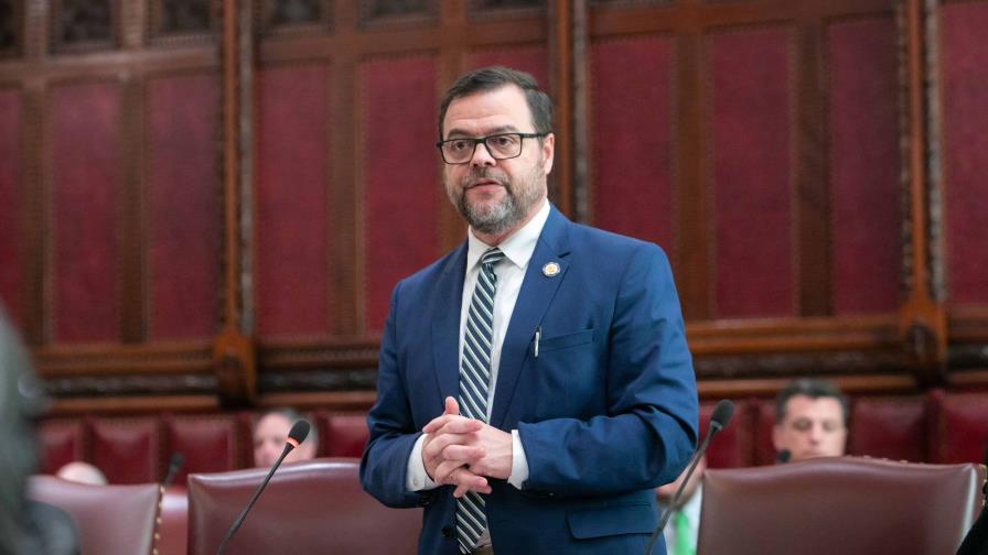 luis-sepulveda-rechaza-redadas-migratorias--focus-0-0-896-504