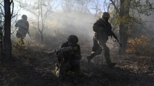 Militares rusos enlazona de operaciones especiales