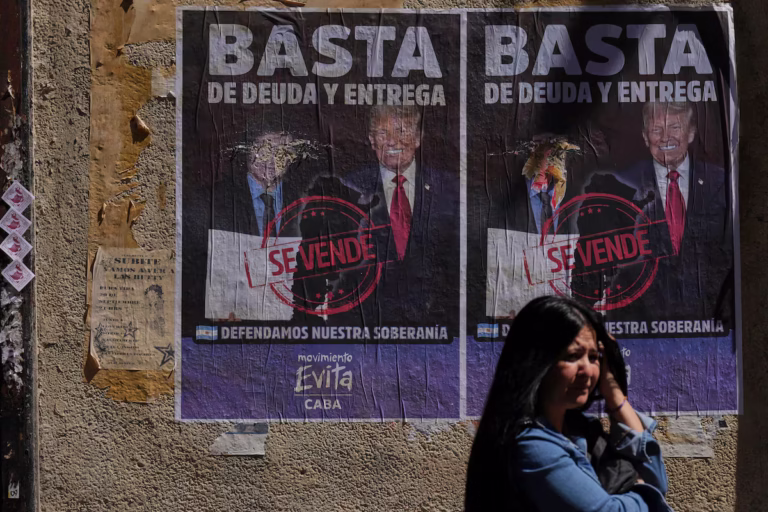 Propaganda contra Milei