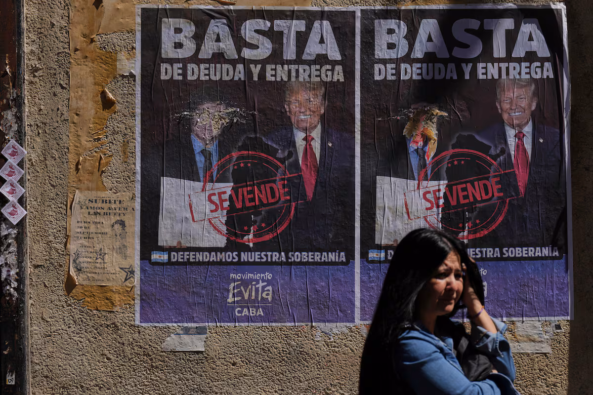 Propaganda contra Milei