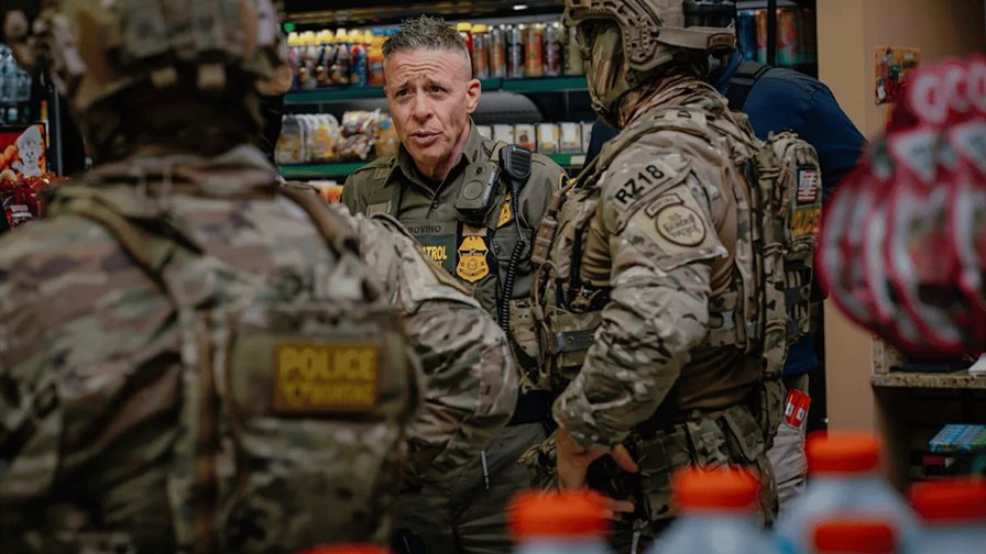 Gregory Bovino,simbolo represivo contra migrantes