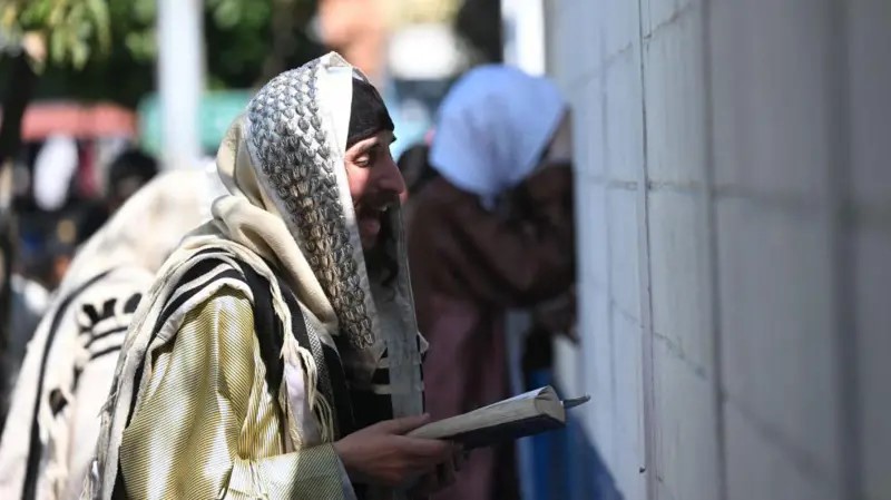 Interante de secta religiosa pro-judia Lev Tahor, en Colombia