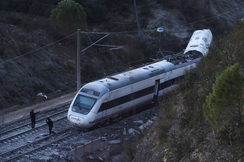 Tren se descarrila en España