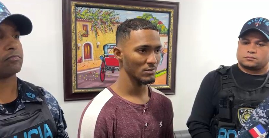 Joven-captado-en-video-asaltando-mujer-en-Santiago-alega-que-tiene-problemas-mentales