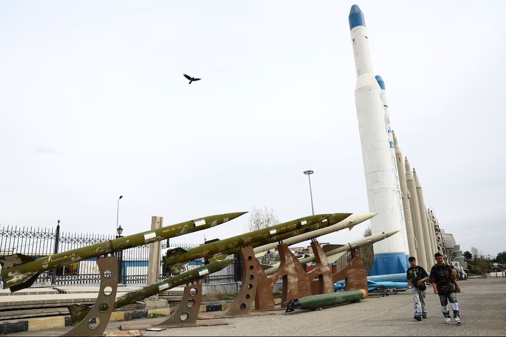 Misiles en un parque de Iran